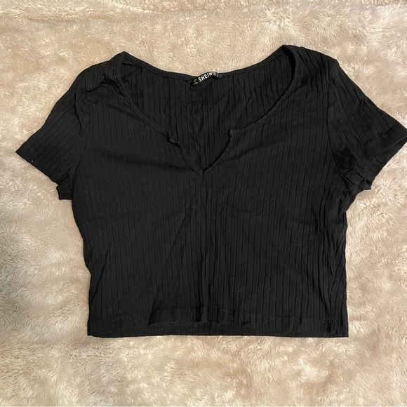 SHEIN Tops - Shein basic v neck black ribbed cropped top